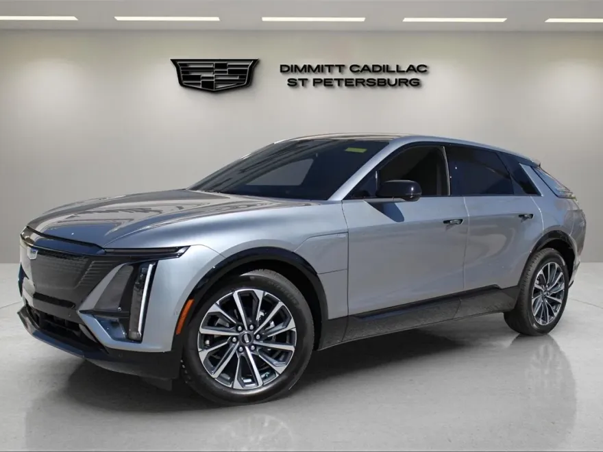 2025 Cadillac Lyriq Sport photo 1