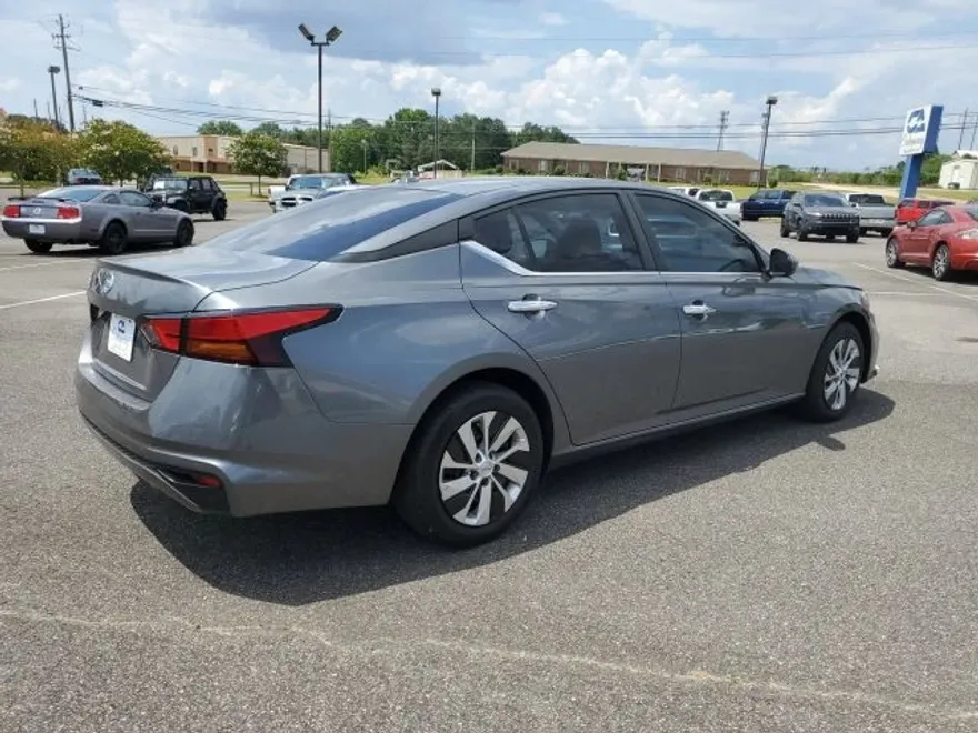 2020 Nissan Altima 2.5 S photo 1