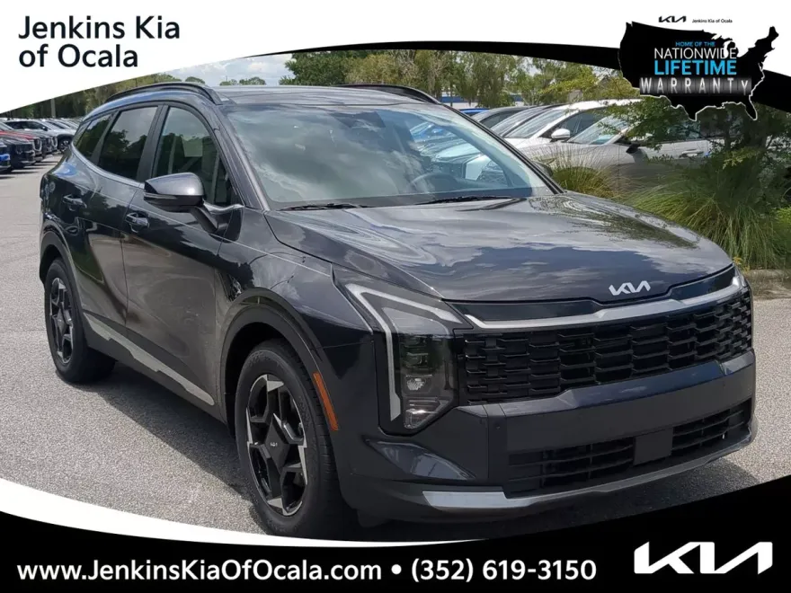 2026 Kia Sportage EX photo 1