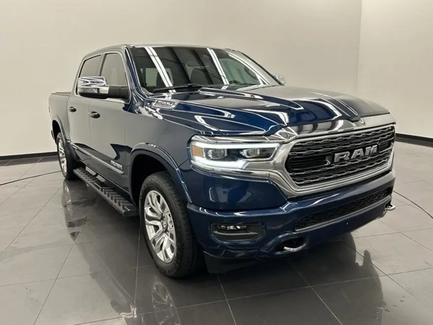 2023 Ram 1500 Limited photo 1