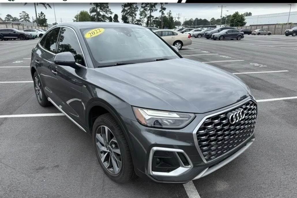 2022 Audi Q5 Sportback 45 S line Premium Plus photo 1