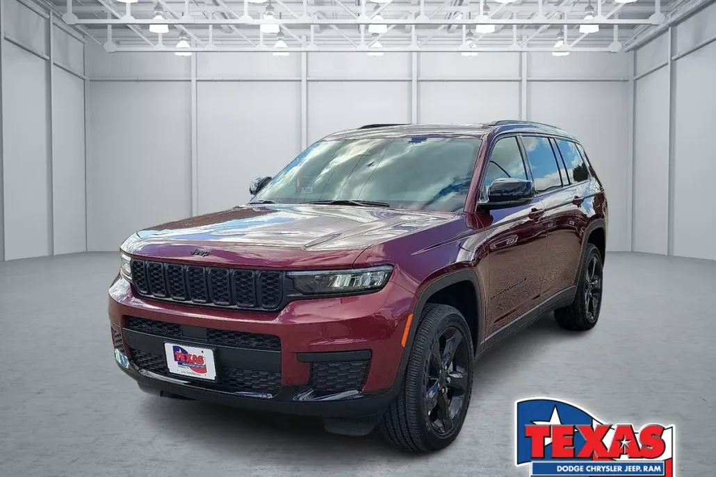 2025 Jeep Grand Cherokee Altitude photo 1