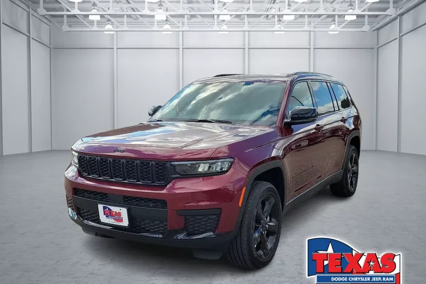 2025 Jeep Grand Cherokee Altitude photo 1