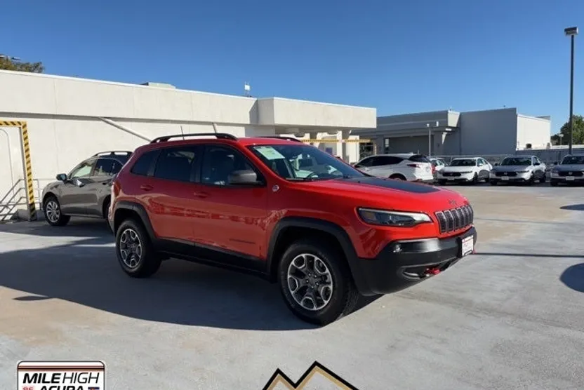 2021 Jeep Cherokee Trailhawk photo 1