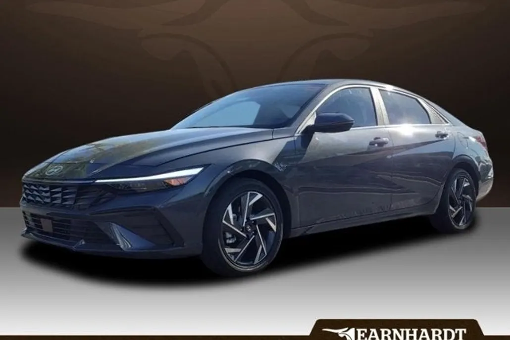 2025 Hyundai Elantra Limited photo 1