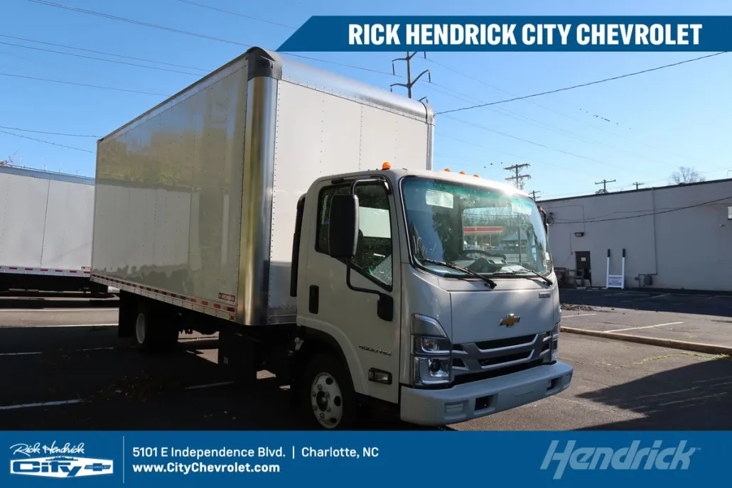 2024 Chevrolet Silverado 4500HD photo 1