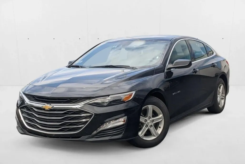 2023 Chevrolet Malibu 1LT photo 1
