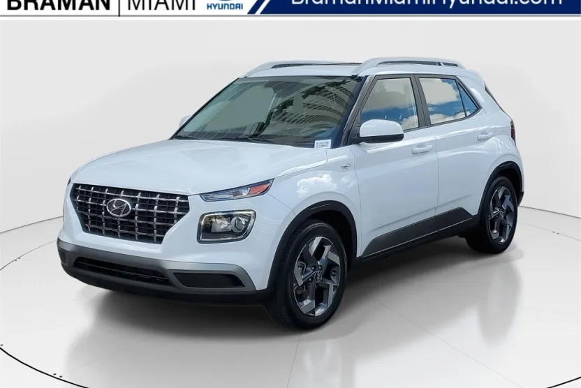 2023 Hyundai Venue SEL photo 1