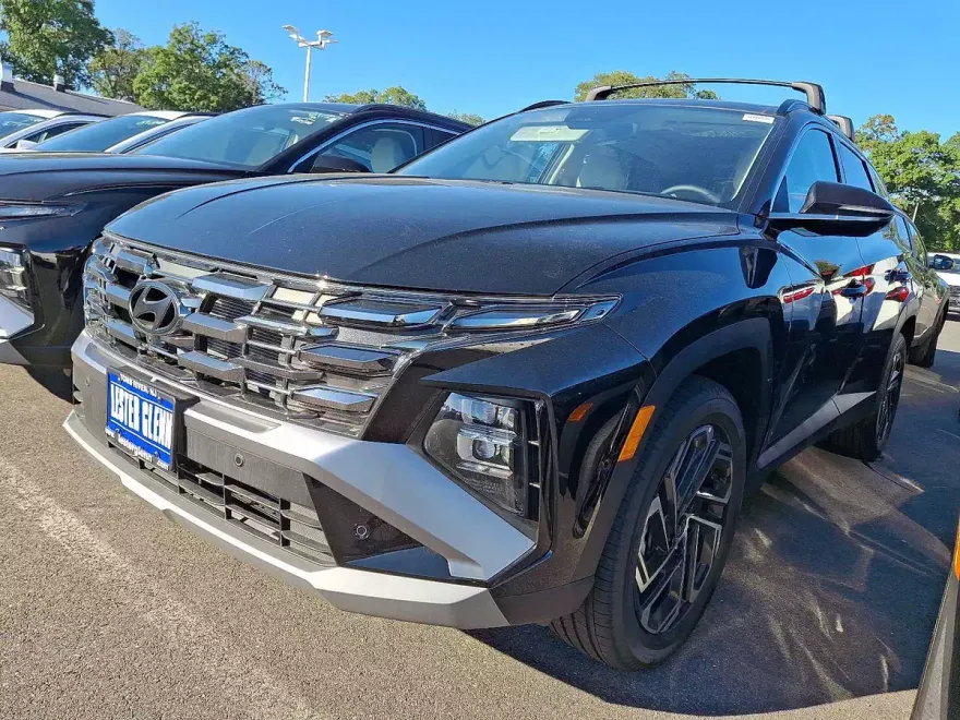 2025 Hyundai Tucson Limited photo 1