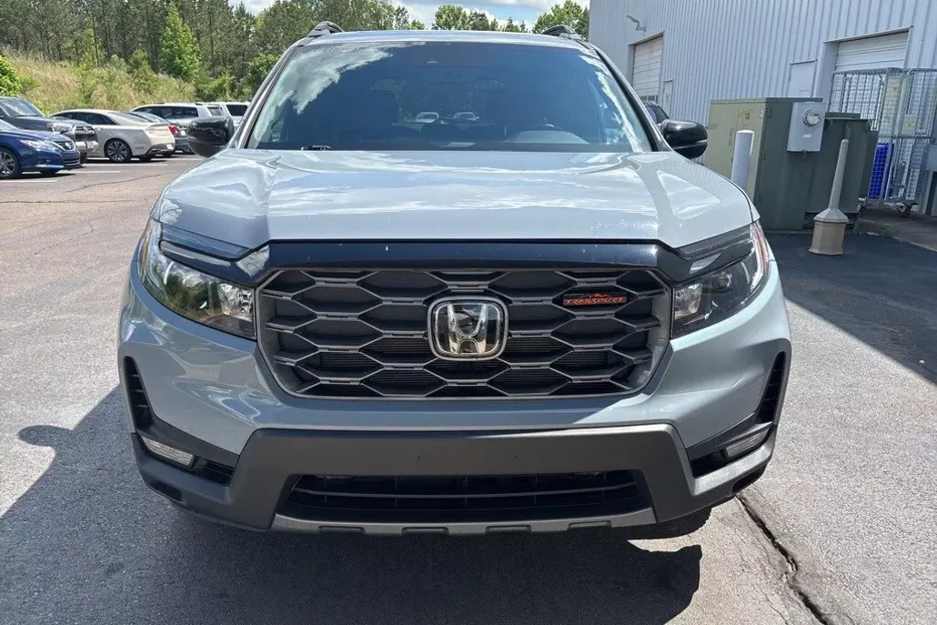 2023 Honda Passport TrailSport photo 1