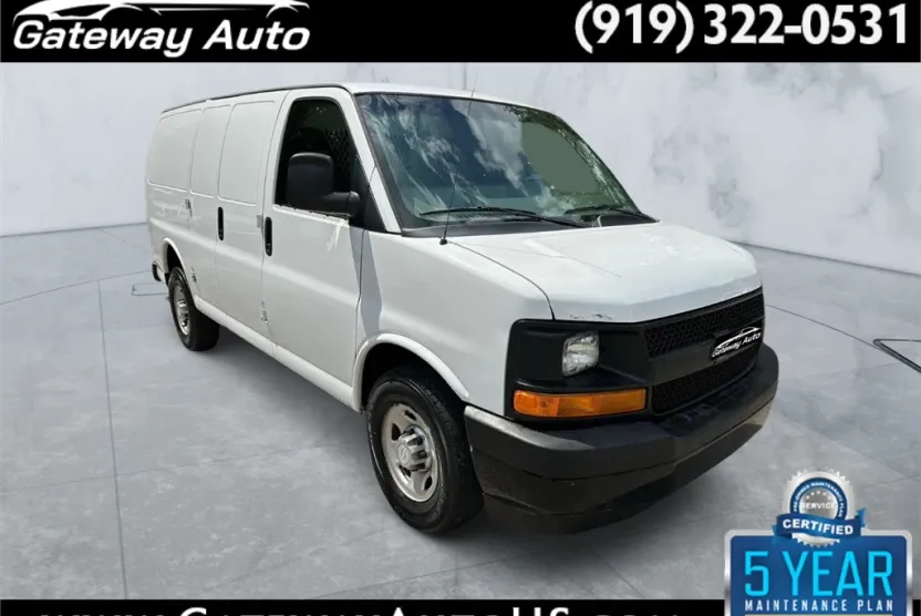 2017 Chevrolet Express 2500 Cargo Van photo 1
