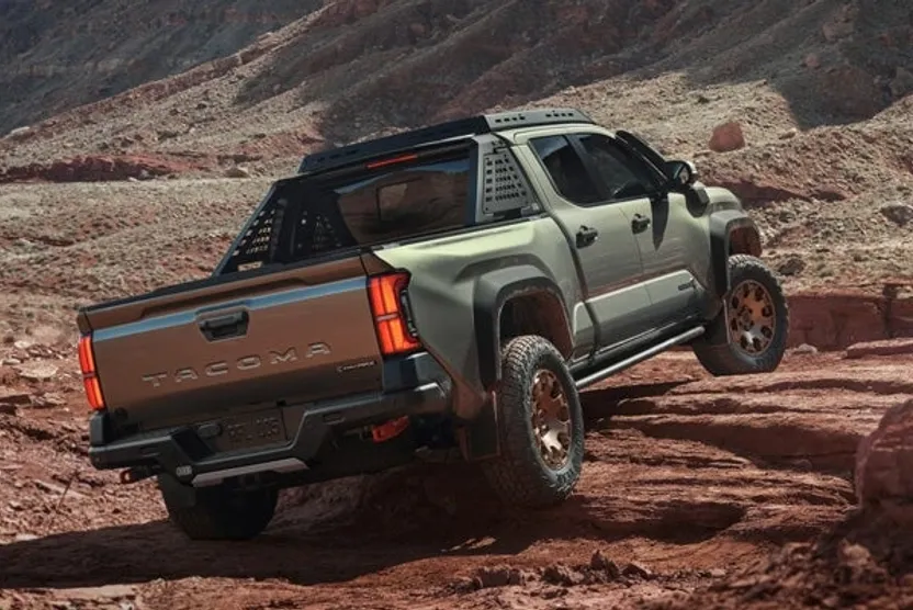 2025 Toyota Tacoma TRD Off-Road photo 1