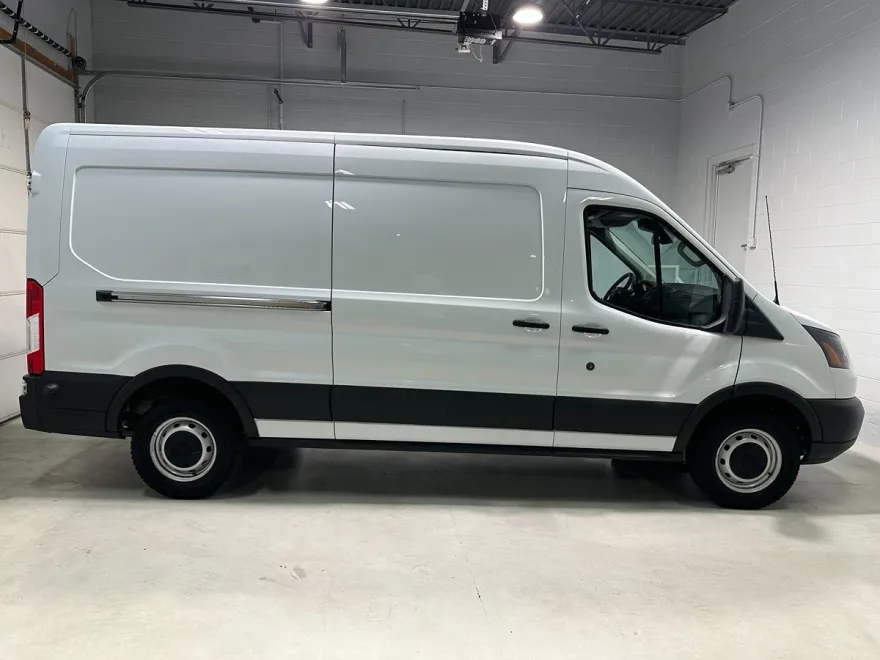 2019 Ford Transit Van photo 1