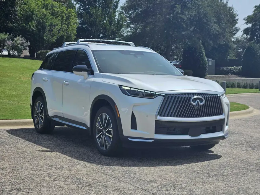 2026 Infiniti QX60 Luxe photo 1
