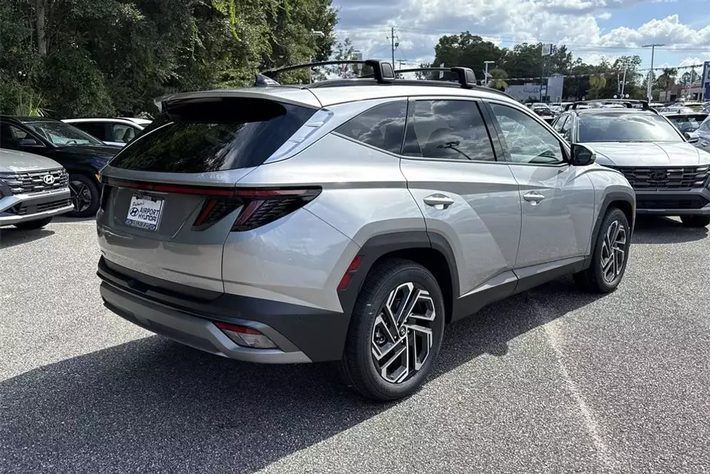 2026 Hyundai Tucson Limited photo 1