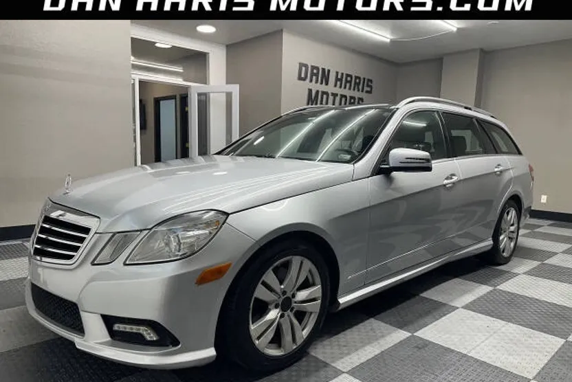 2011 Mercedes Benz E 350 Sport 4MATIC photo 1