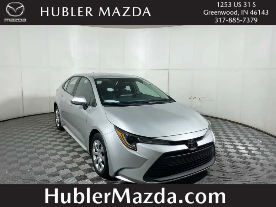 2024 Toyota Corolla LE photo 1