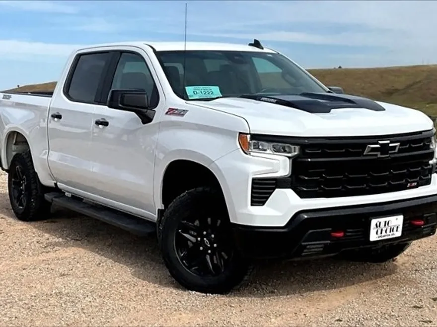 2023 Chevrolet Silverado 1500 LT Trail Boss photo 1