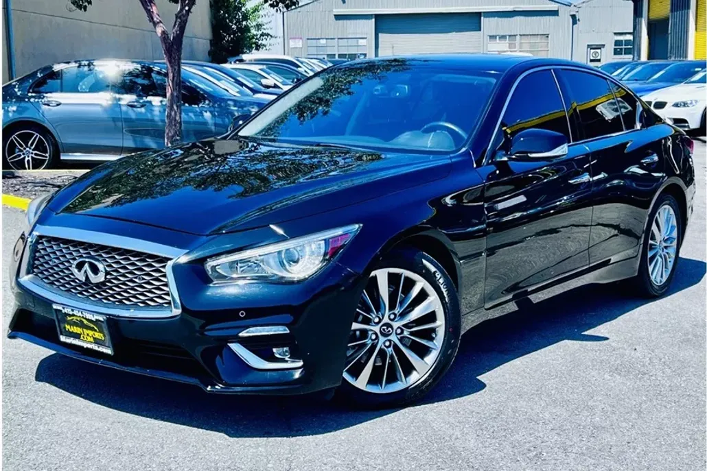 2021 Infiniti Q50 3.0t LUXE photo 1