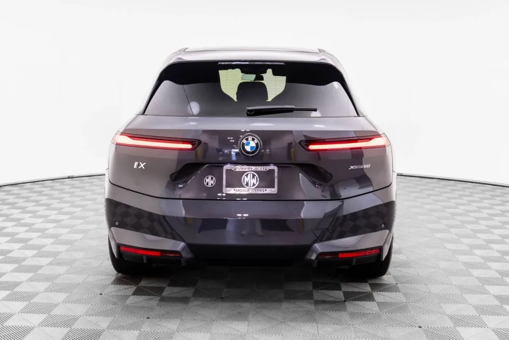 2026 Bmw iX photo 1