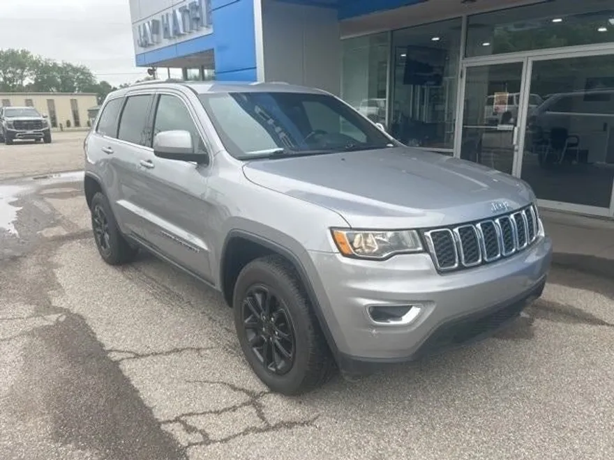 2021 Jeep Grand Cherokee Laredo E photo 1