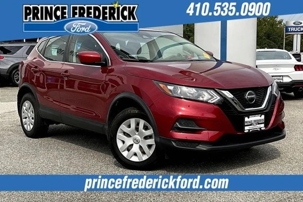 2020 Nissan Rogue Sport S photo 1
