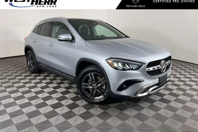 2025 Mercedes Benz GLA 250 4MATIC photo 1