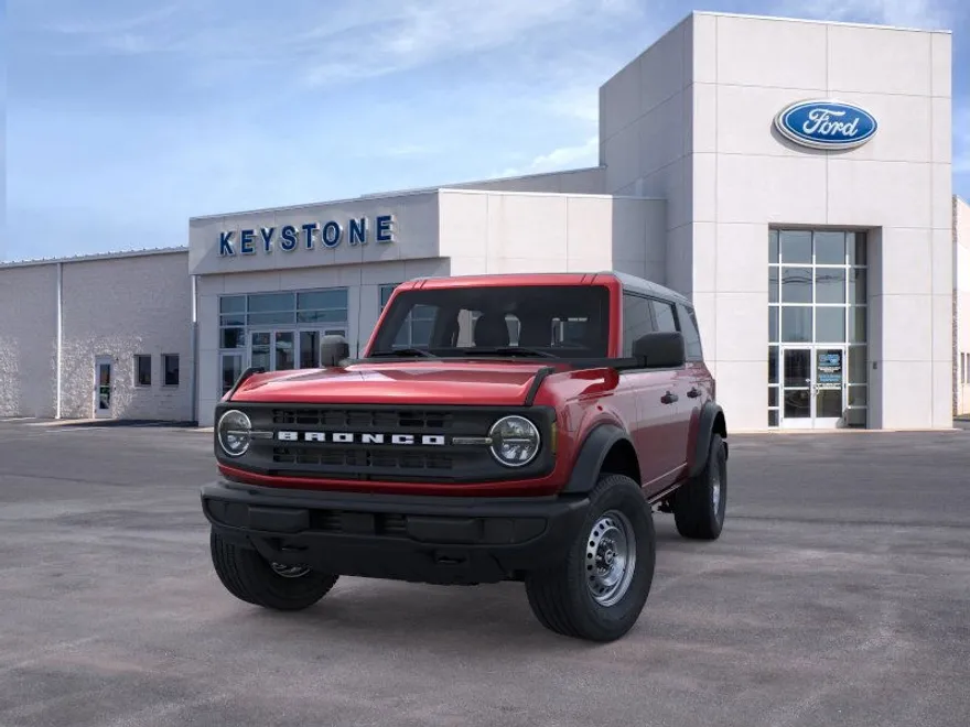 2025 Ford Bronco Base photo 1