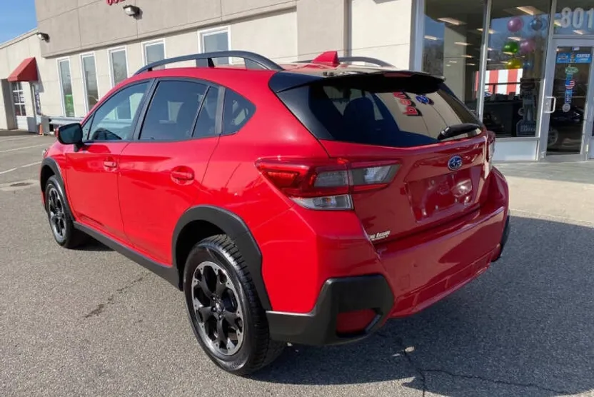 2021 Subaru Crosstrek Premium photo 1