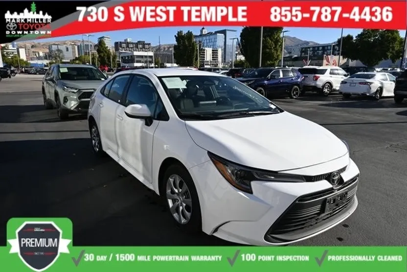 2024 Toyota Corolla LE photo 1