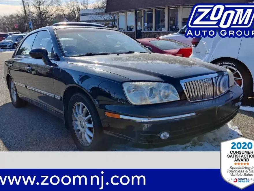 2005 Hyundai XG350 photo 1