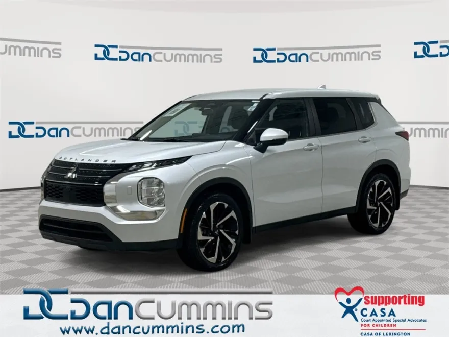 2022 Mitsubishi Outlander ES 2.5 S-AWC photo 1