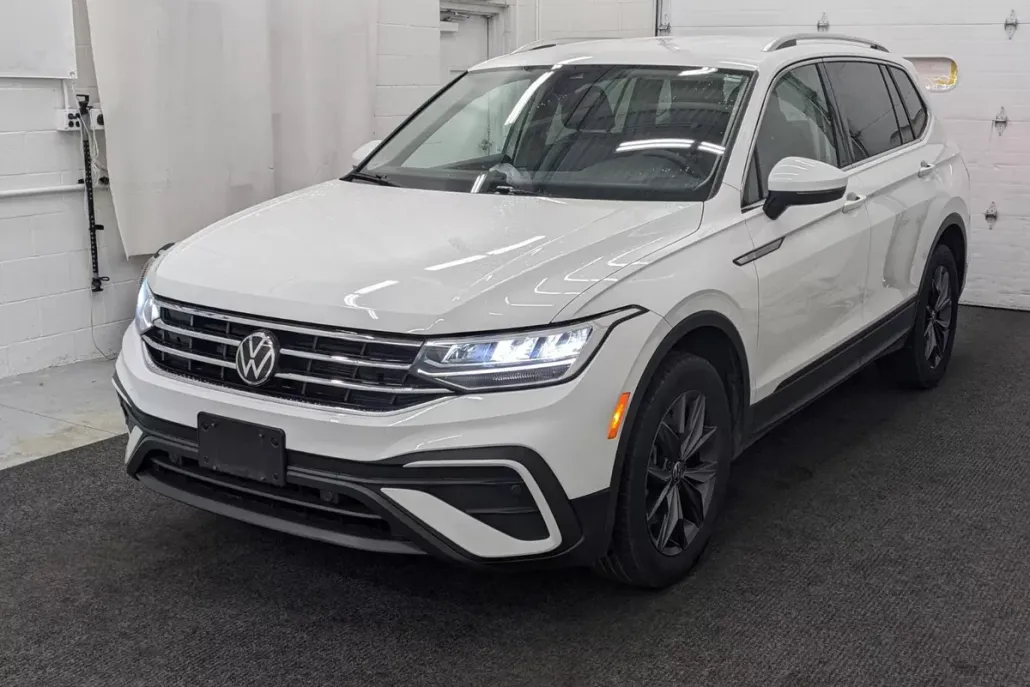 2024 Volkswagen Tiguan SE Wolfsburg Edition photo 1