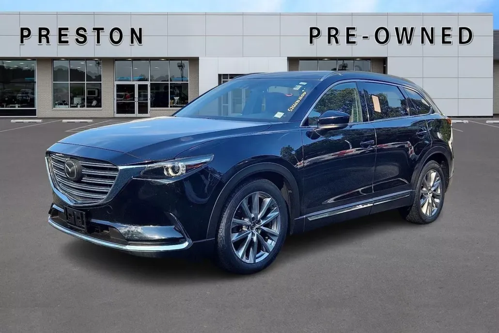 2017 Mazda CX-9 Signature photo 1