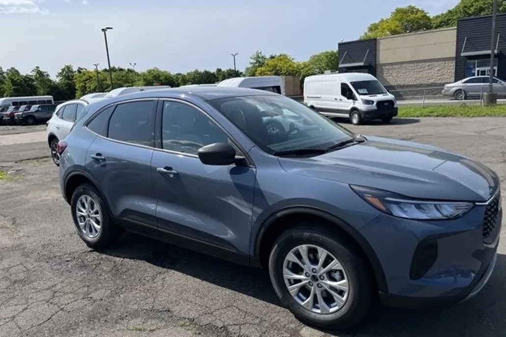 2025 Ford Escape Active photo 1