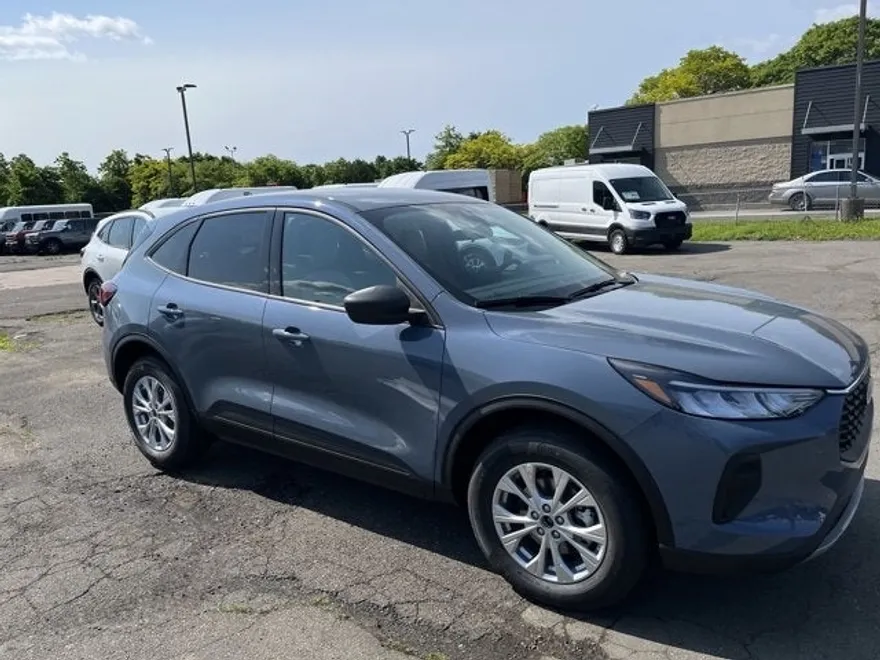 2025 Ford Escape Active photo 1