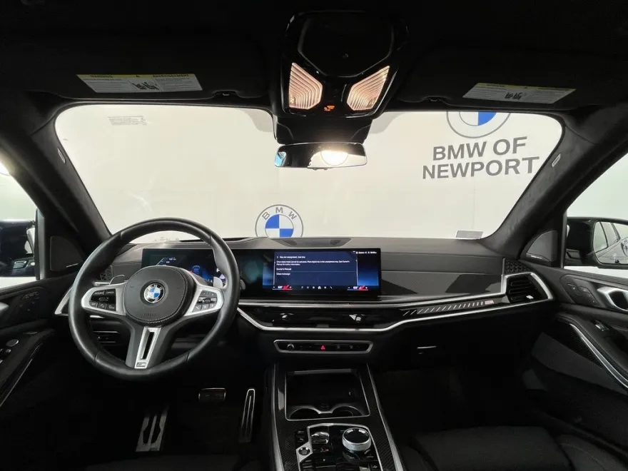 2025 Bmw X7 M60i photo 1