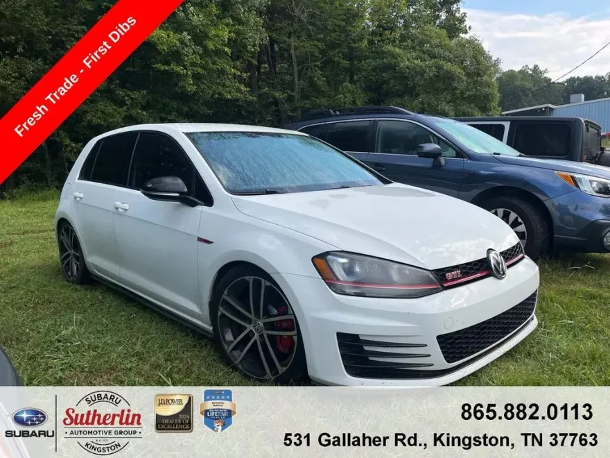 2017 Volkswagen Golf GTI SE photo 1