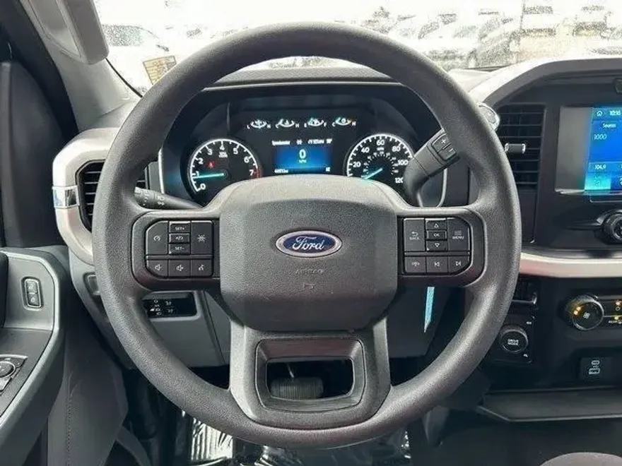 2023 Ford F-150 XLT photo 7