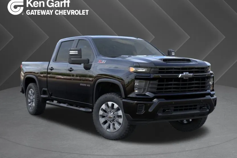 2025 Chevrolet Silverado 2500HD Custom photo 1