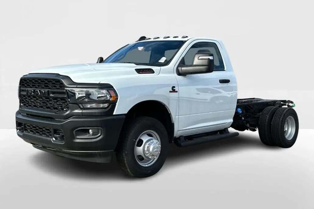 2024 Ram 3500 Tradesman photo 1