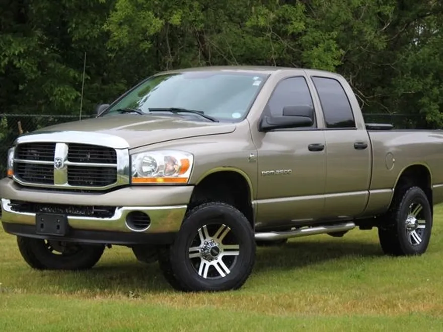 2006 Dodge Ram SLT photo 1