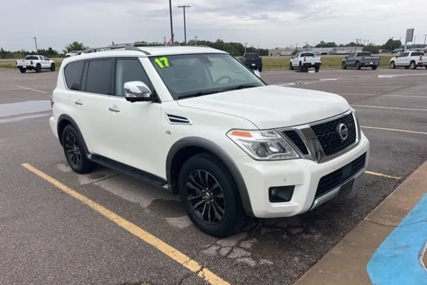 2017 Nissan Armada Platinum photo 1
