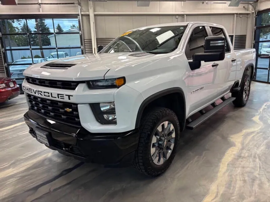 2022 Chevrolet Silverado 2500HD Custom photo 1