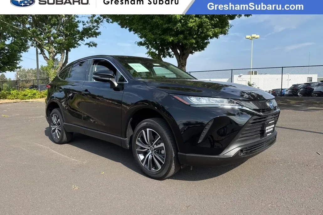 2022 Toyota Venza LE photo 1
