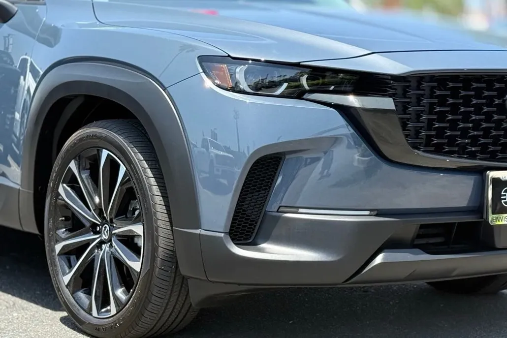 2024 Mazda CX-50 2.5 Premium Plus photo 1