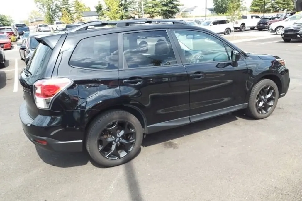 2018 Subaru Forester Premium photo 1