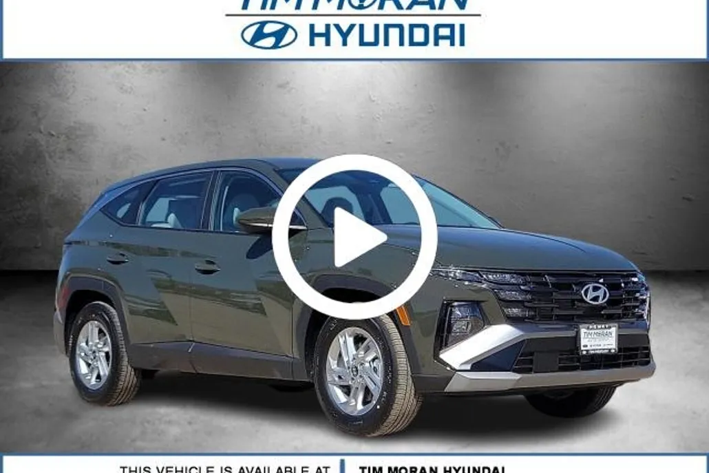 2025 Hyundai Tucson SE photo 1