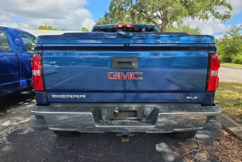 2017 Gmc Sierra 1500 SLE photo 3