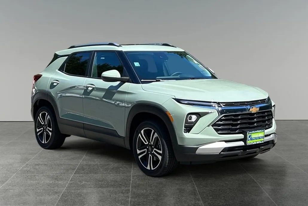 2026 Chevrolet Trailblazer LT photo 1